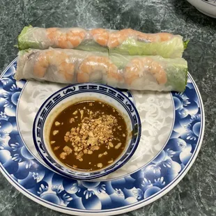 Spring roles with shrimp and pork