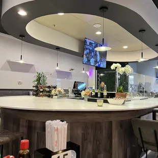 sushi and sashimi, interior