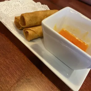 A7. 6 Pieces Vegetable Egg Rolls