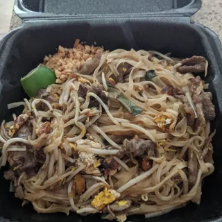 P3. Beef Pad Thai