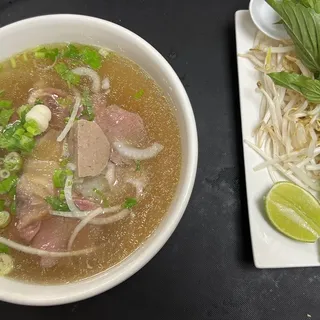 P1. Pho Special