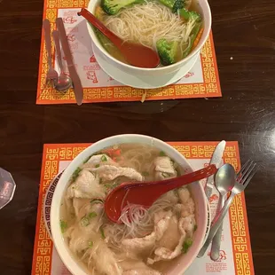 Tofu pad Thai and P12. Pho Gai