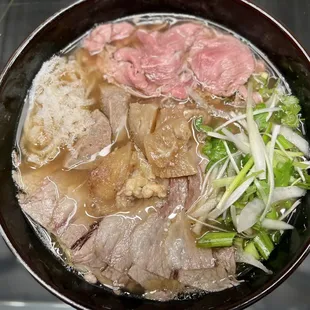 HOUSE SPECIAL PHO - Tripe, Rare, Tendon, Briskets, Meat Balls, Flank