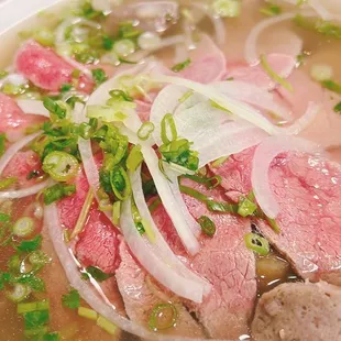 noodle dish, ramen and noodles, noodle soup, ramen, food, noodles