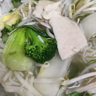 #32 Chicken Noodle  Soup - Pho Ga
