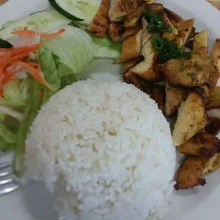 #36 Grilled Chicken Over Rice - Com Ga Nuong