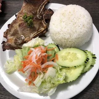 #37 Grilled Pork Chop Over Rice - Com Suon Nuong
