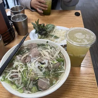 Phở Đặc Biệt