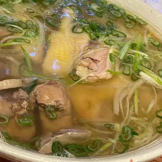 Phở Gà Đặc Biệt