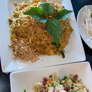 F3. Pad Thai