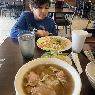 F1. Chicken Fried Rice