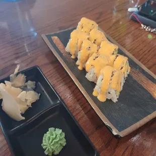 Spicy Salmon Roll