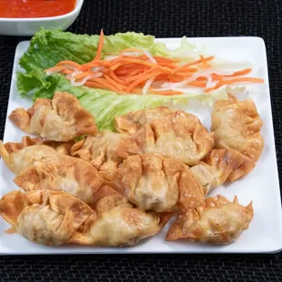 Fried Wontons
Hoành Thánh Chiên