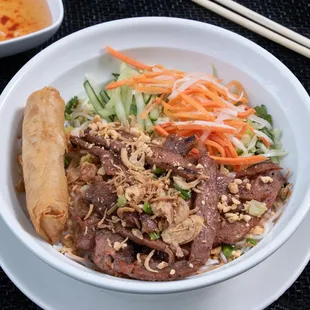 Vermicelli with Grilled Pork &amp; Spring Roll
Bún Thịt Nướng Chả Giò