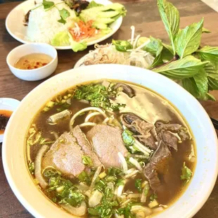 Bun bo Hue