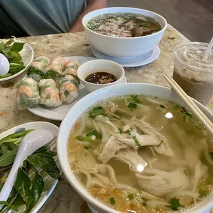 food, ramen and noodles