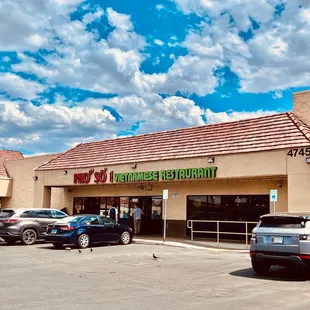 It has plenty of parking and located next to the big Vietnamese, SUN FAT supermarket