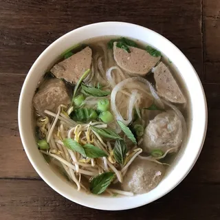 #30 Beef Noodle Soup No Meat