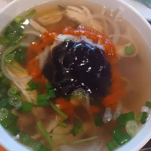 noodles, noodle dish, ramen, ramen and noodles, noodle soup, food