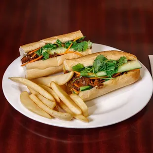 Pork Sandwich paired with Fries