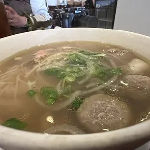 うまそうなpho屋さん見つけた