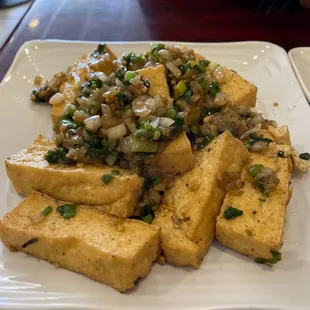 Salt and pepper tofu