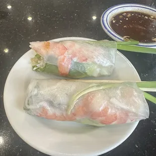 Pork and shrimp fresh spring roll