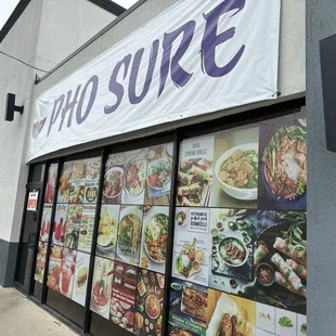 outside, ramen and noodles