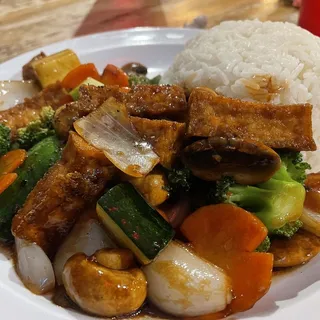 V1. Vegetarian Stir-Fried Vegetables & Tofu Chef's Special