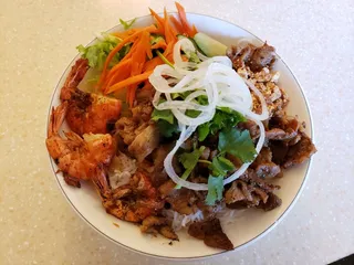 Pho Tai