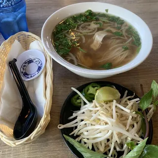 17. Chicken Rice Noodle in Beef Broth