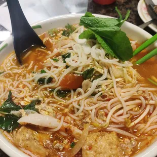 Bun rieu