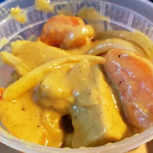 Ca ri dau hu ($12.50). Coconut curry w/tofu, carrots &amp; potato. Vegan by default. Creamy &amp; decent but not bursting w/flavor.