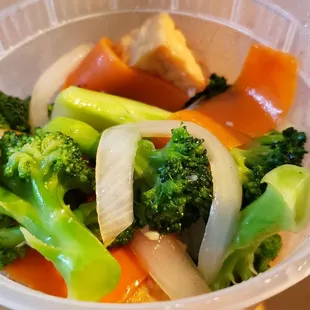 Dau hu xao bong cai xanh ($12.50). Broccoli &amp; tofu stir fry, vegan by default. Not bad, not amazing. Pretty light and mild.