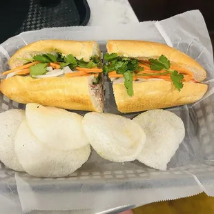 BM1. Banh Mi Pate Thit
