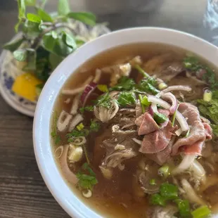 Pho 1. Dac Biet Tau Bay