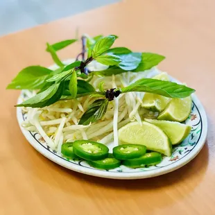 food, ramen and noodles