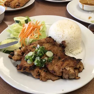 33. BBQ Boneless Chicken over Vermicelli