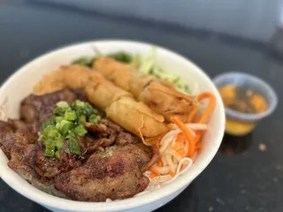 Pho Almaden