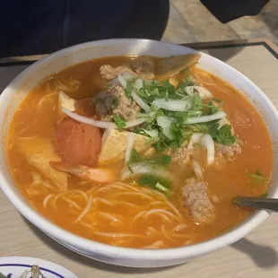 Bun Rieu