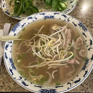 Pho Tai (Beef Eye round steak pho)