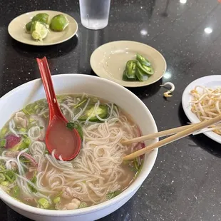 P10 Round Steak Pho