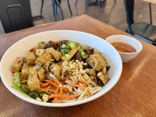 V-Nam Bistro