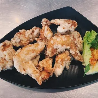 A2. Fried Garlic Chicken Wings