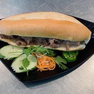 Stir Fried Tenderloin Beef Sandwich