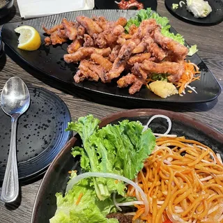 G4. Garlic Noodle with Beef