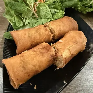 A7. Vietnamese Egg Rolls