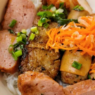 Bun Thap Cam