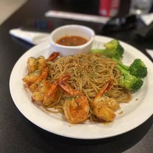 Garlic Noodles with Shrimps