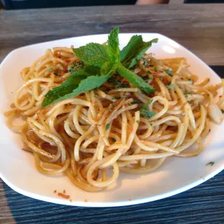 Garlic Noodles